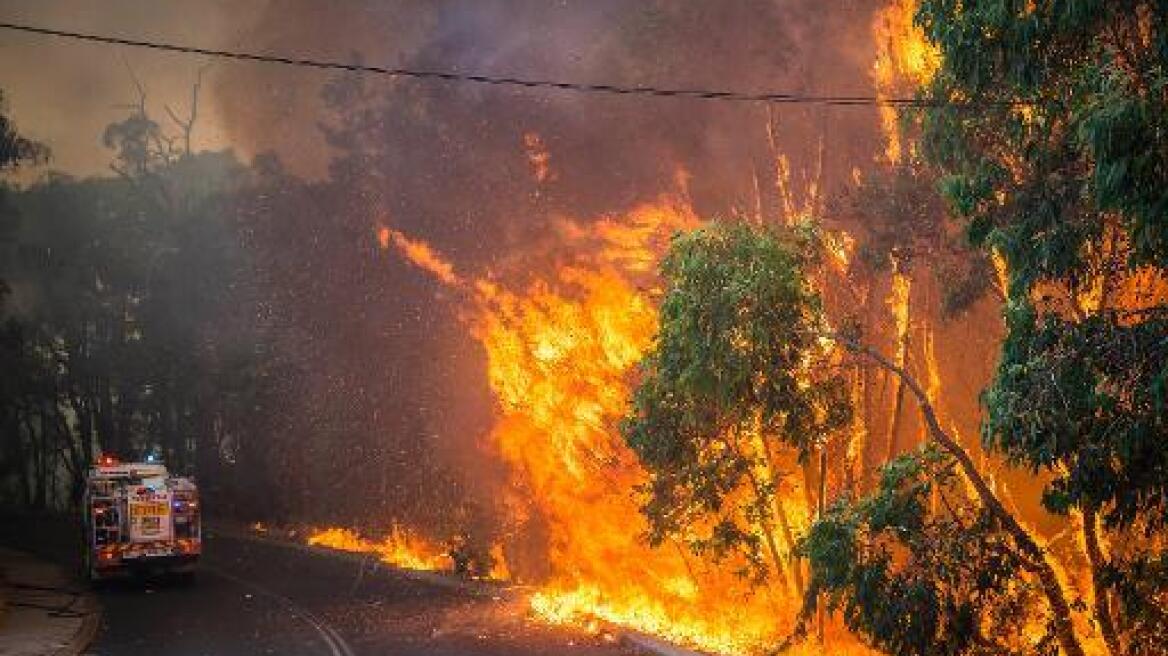 «Καμίνι» η Αυστραλία με 48 βαθμούς και φωτιές από κεραυνούς  