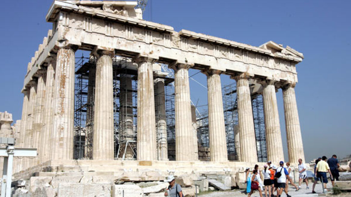 Έλληνες αρχαιολόγοι σε Time: Τα μνημεία δεν πωλούνται