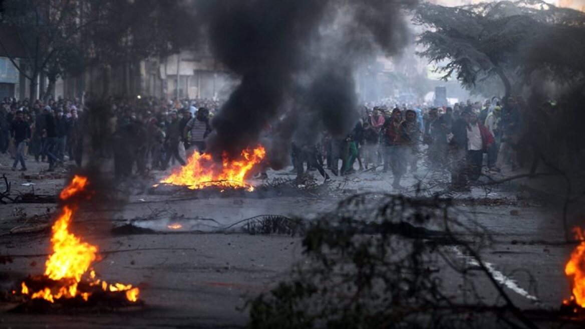 Κάιρο: Πέντε νεκροί και 90 τραυματίες από βομβιστικές επιθέσεις