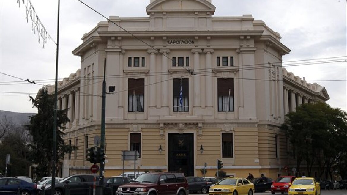 Από τη Λέσχη Αξιωματικών Ενόπλων Δυνάμεων σιζίτονται πλέον οι στρατιωτικοί