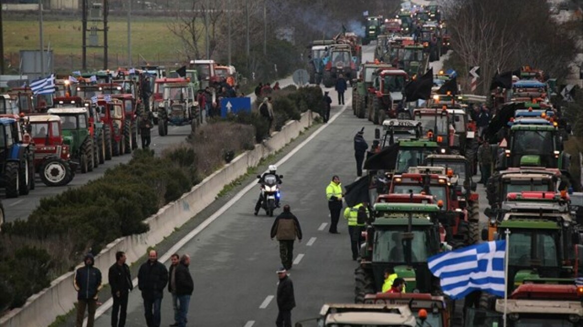 Οι αγρότες μετρούν τις δυνάμεις τους στο μπλόκο της Νίκαιας