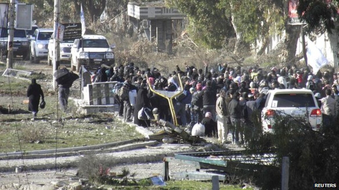 Συρία: 300 άμαχοι απομακρύνθηκαν από την πόλη Χομς