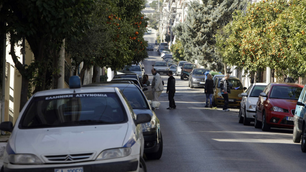 Έκρηξη χειροβομβίδας στην Αγία Βαρβάρα