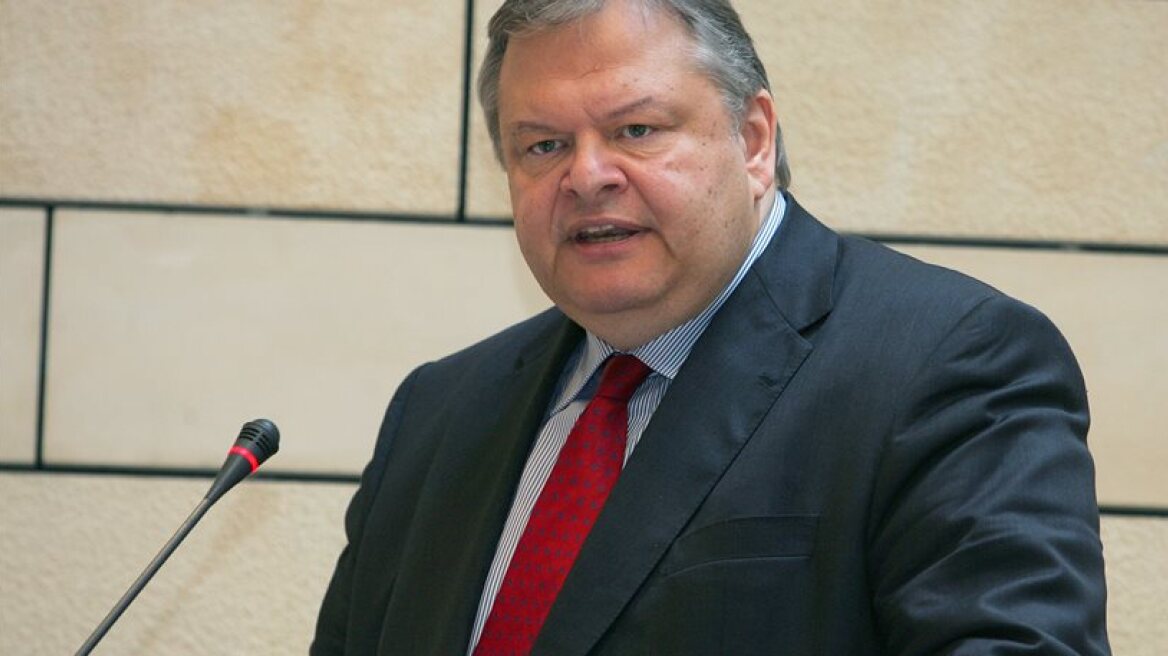 Venizelos: Greece must turn away from the crisis and the memoranda