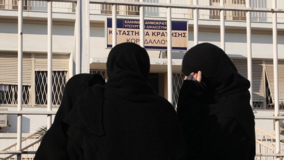 Καλόγρια «μαϊμού» συνελήφθη στη Σύμη