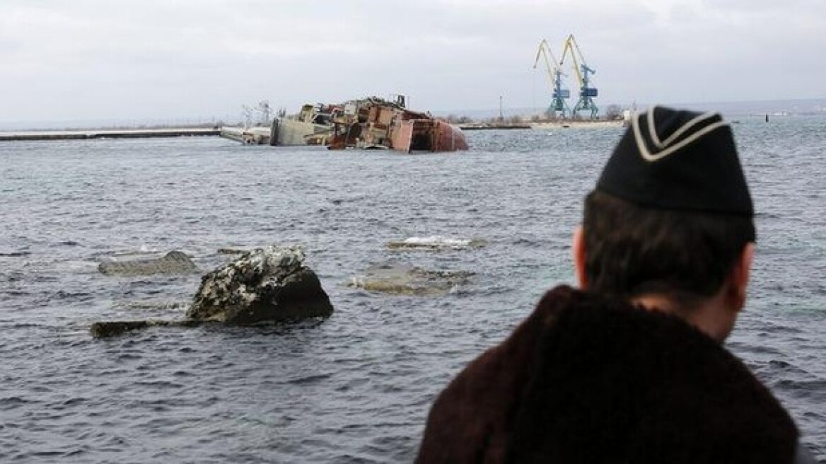 Ρώσοι βύθισαν ανθυποβρυχιακό για να αποκλείσουν ουκρανικά πλοία