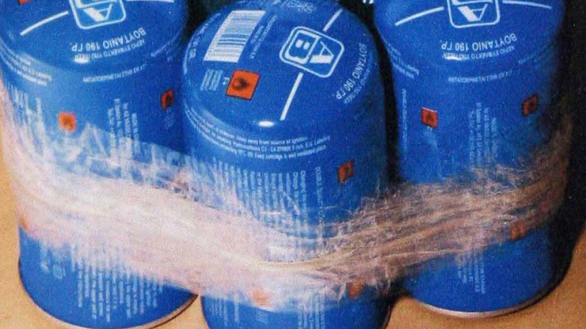 Καβάλα: Έβαλαν βόμβα σε στέκι αντιεξουσιαστών