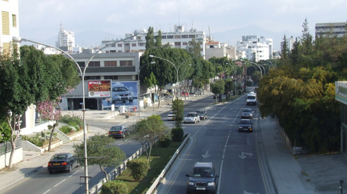 Λευκωσία: Ρουμάνες εξέδιδαν 16χρονη στα φανάρια 