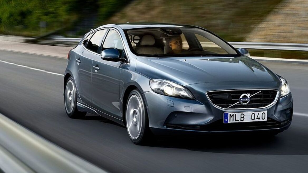 Πρωτιά για το Volvo V40