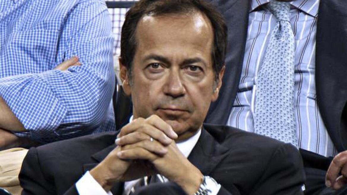 Ποιος είναι ο John Paulson που απέκτησε το 10% της ΕΥΔΑΠ