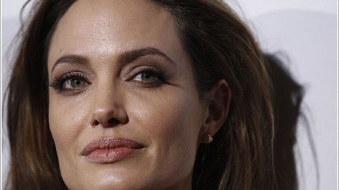 Angelina Jolie: «Αδιανόητη σκληρότητα» οι απαγωγές μικρών κοριτσιών από τη Μπόκο Χαράμ 