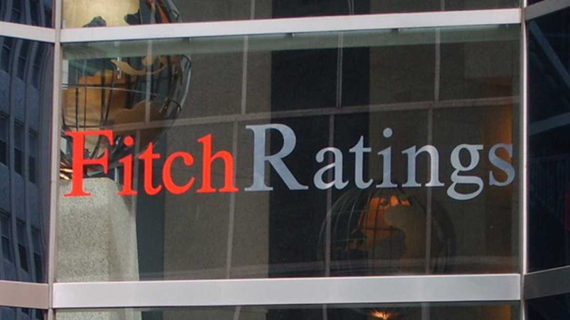 Αναβαθμίζει την ελληνική οικονομία ο Fitch