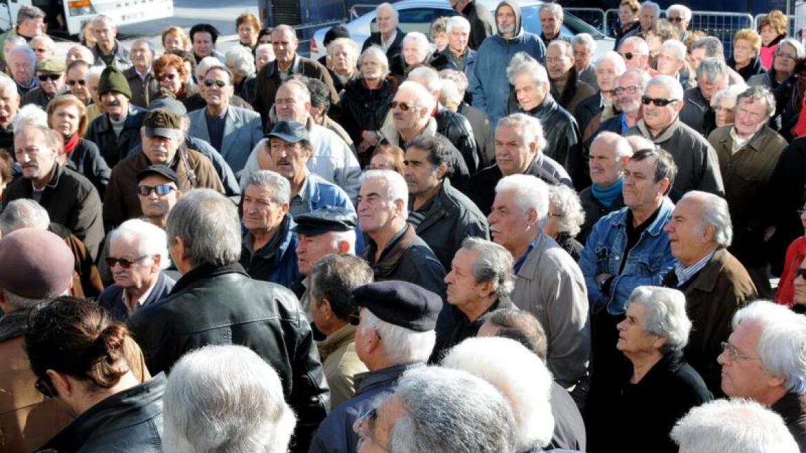 Έρχονται νέες ανατροπές στις συντάξεις του ΕΤΕΑ