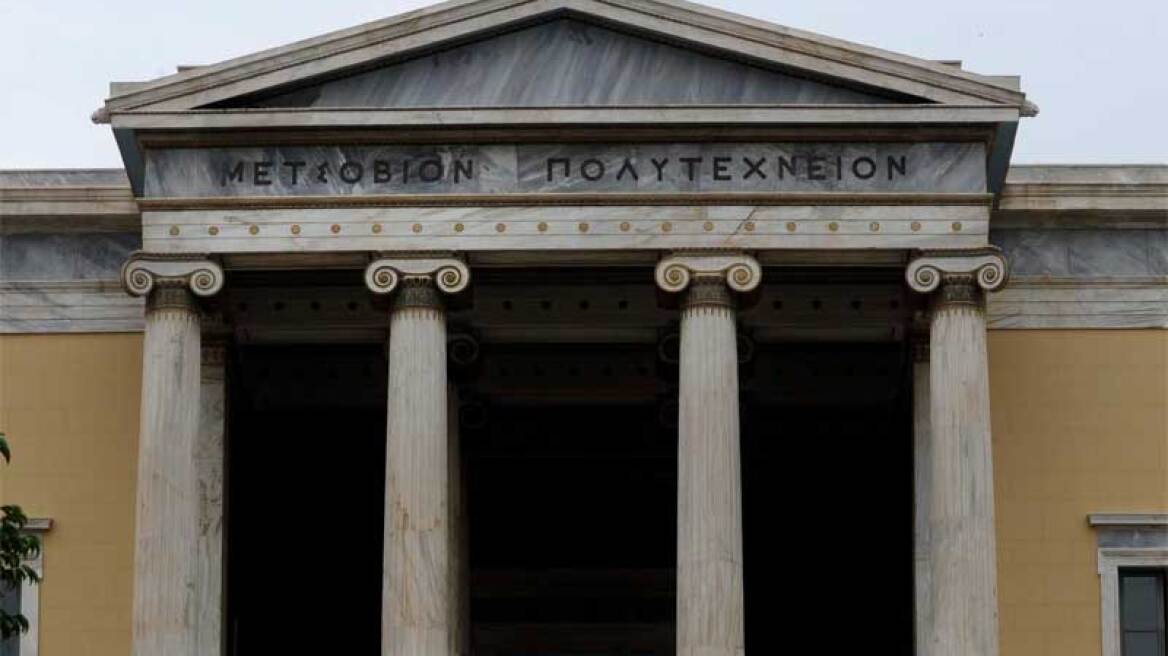 Καταγραφή των στρεβλώσεων στο Πολυτεχνείο ζήτησε ο Λοβέρδος