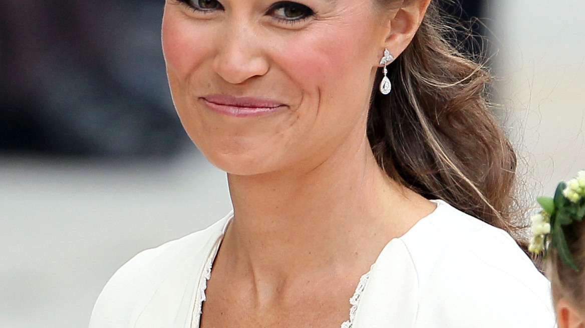 Pippa Middleton: Μίλησε για το περιβόητο λευκό φόρεμα που έβαλε στον βασιλικό γάμο