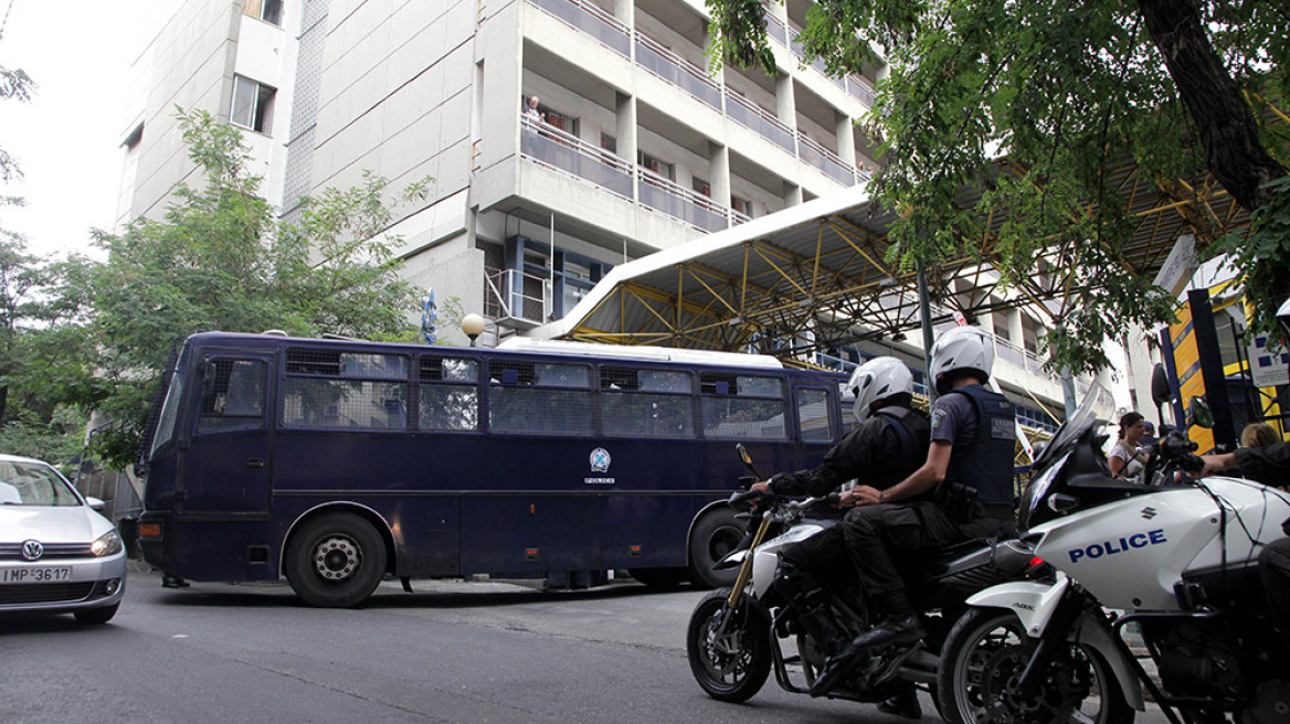 Ευαγγελισμός: 15 ημέρες θα μείνει για νοσηλεία ο Μαζιώτης