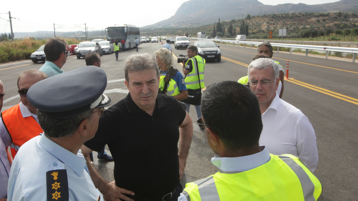 Χρυσοχοΐδης: Παραδώσαμε 7χλμ. από τα συνολικά 120χλμ. της Κορίνθου-Πατρών