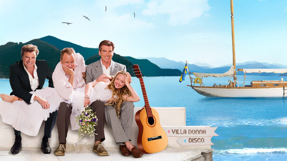 Η σκηνοθέτης του «Mamma Mia» διαμαρτύρεται για τον αιγιαλό