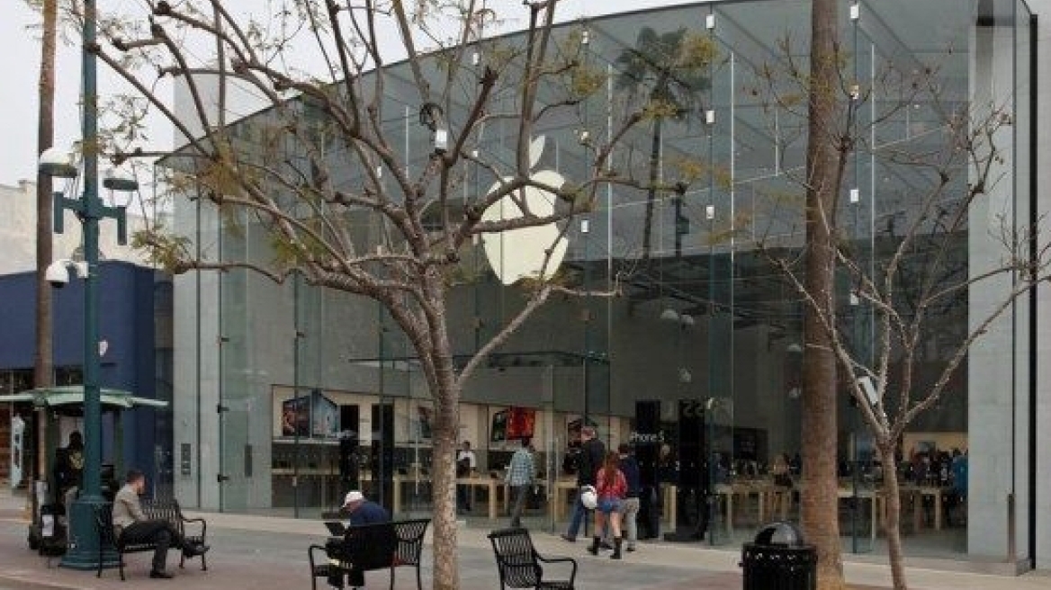 Κατάστημα που φιλοξενεί Apple Store πουλήθηκε 100 εκατ. δολάρια!