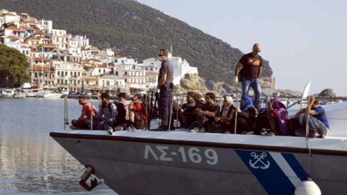 Τριπλασιάστηκαν σε ένα χρόνο οι λαθρομετανάστες που συνελήφθησαν από το Λιμενικό