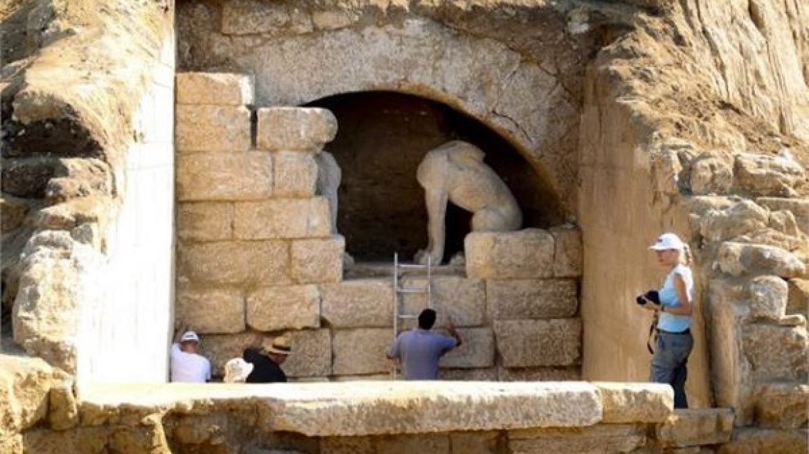 Διαψεύδει το υπουργείο Πολιτισμού ότι μετακινούνται οι Σφίγγες στην Αμφίπολη