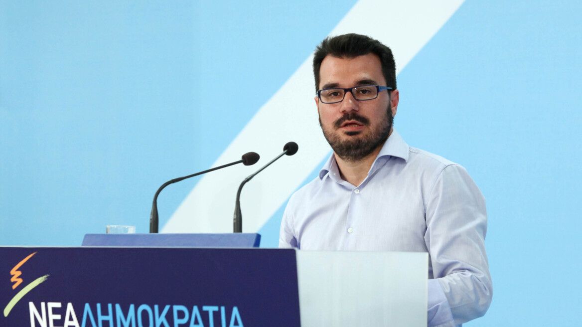 Παπαμιμίκος: Θέτει στους βουλευτές δίλημμα ενόψει της εκλογής Προέδρου