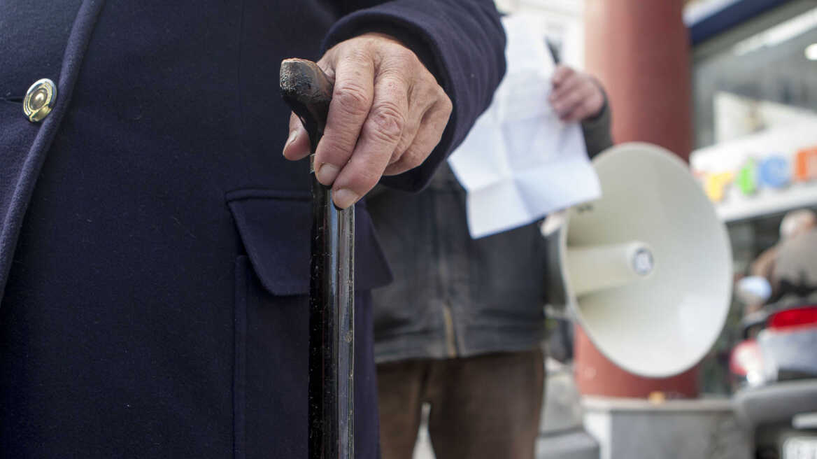 Ελάχιστο Εγγυημένο Εισόδημα και στους ανασφάλιστους υπερήλικες     