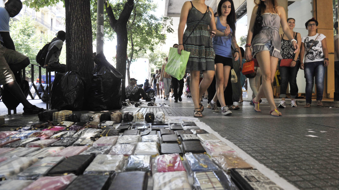 Αστυνομική επιχείρηση για το παραεμπόριο στην Αθήνα