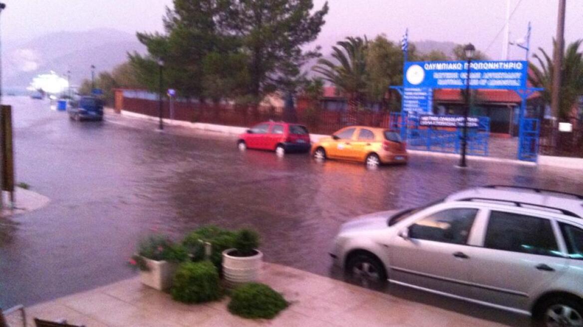 Κεφαλονιά: Κατολίσθηση από τη δυνατή βροχή 