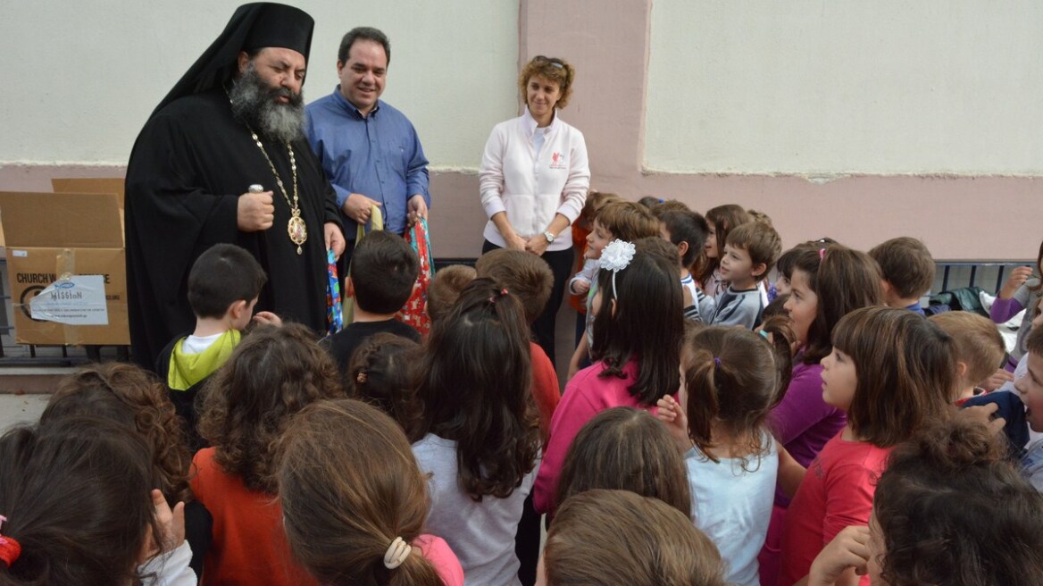 "Αποστολή" βοήθειας σε 275 χιλιάδες μαθητές