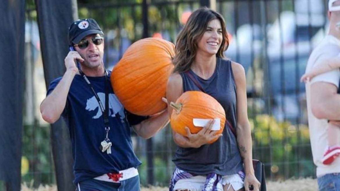 Elisabetta Canalis: Με μια κολοκύθα στο χέρι