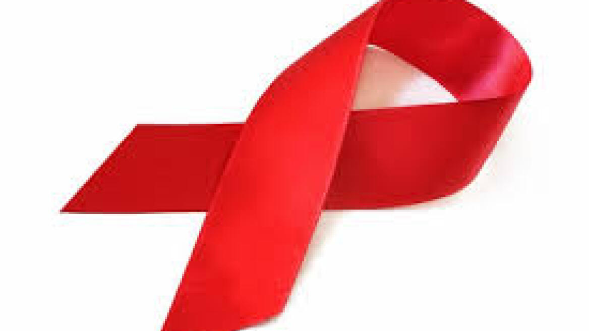 Στην Ελλάδα μειώνονται τα κρούσματα HIV σε ναρκομανείς, αυξάνονται στους ομοφυλόφιλους