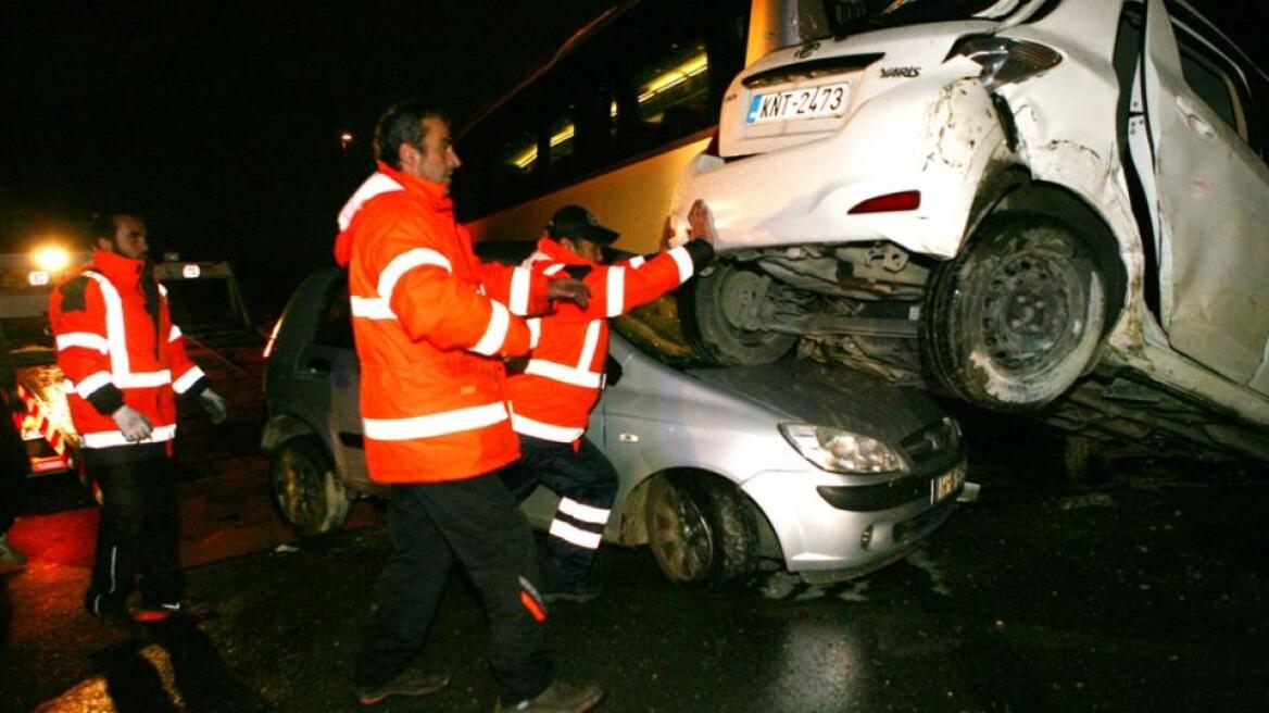 Σε πολύ σοβαρή κατάσταση ο 29χρονος τραυματίας από την καραμπόλα στο Σχηματάρι