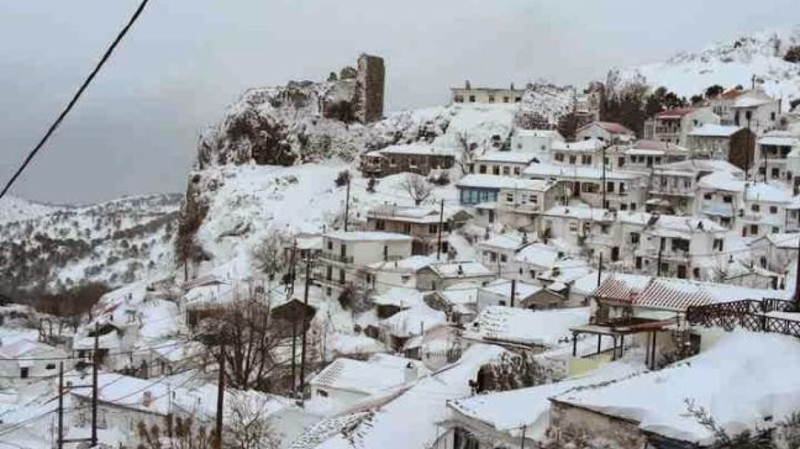 Στα λευκά και η Σαμοθράκη