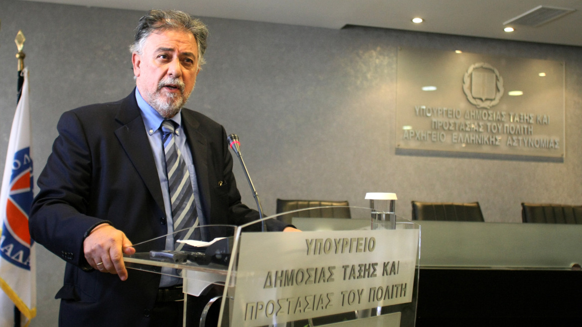 Πανούσης: Δεν έδωσα διαταγή να βγουν τα κάγκελα, δεν ξέρω καν ποιος το έκανε 