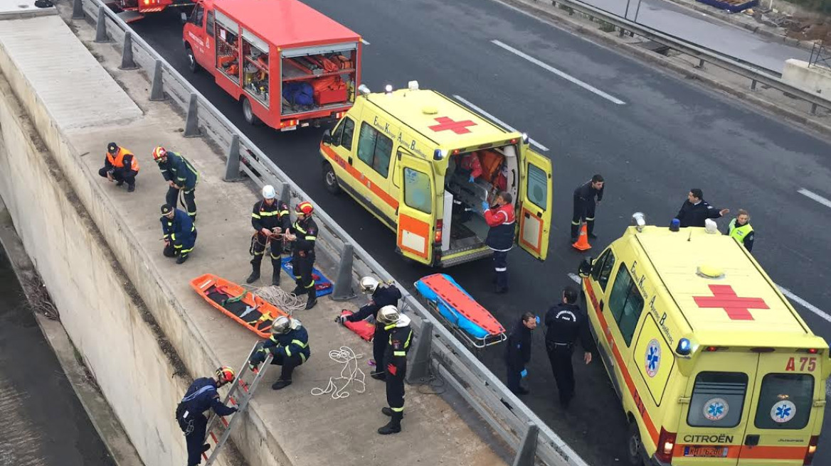 Απόδειξη αγάπης η πτώση των δύο νέων στο ποτάμι του Κηφισού;