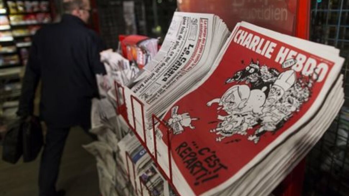 Δεν ξεπούλησε το Charlie Hebdo με τη συνέντευξη Βαρουφάκη