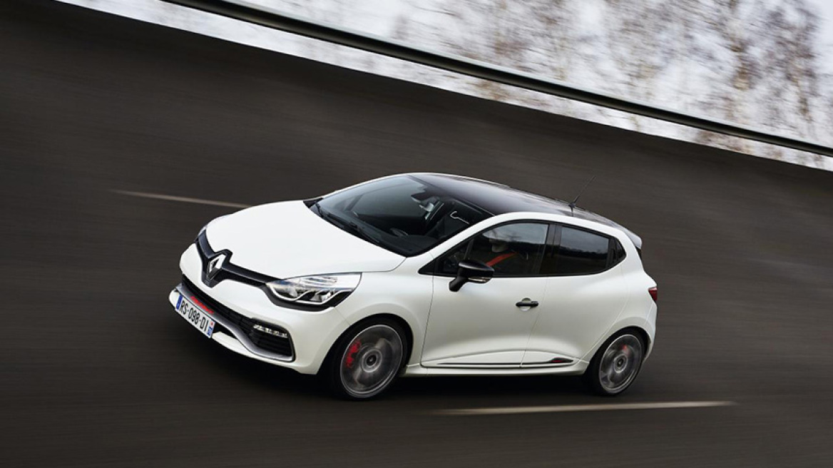 To Clio RS ακόμη πιο δυνατό με 220 ίππους!