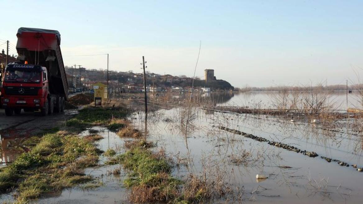 Συναγερμός στις αρχές για την άνοδο της στάθμης του Έβρου