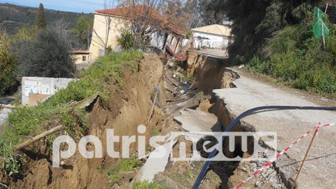 Ανάληψη Αμαλιάδας: Σε απόγνωση οι κάτοικοι - «Βουλιάζει» το χωριό (φωτογραφίες)