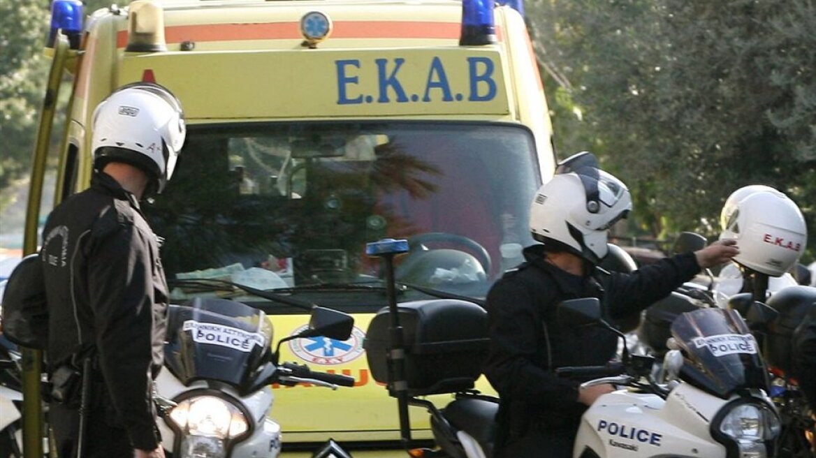 Κρήτη: Τρεις τραυματίες από τη σύγκρουση δύο αυτοκινήτων 