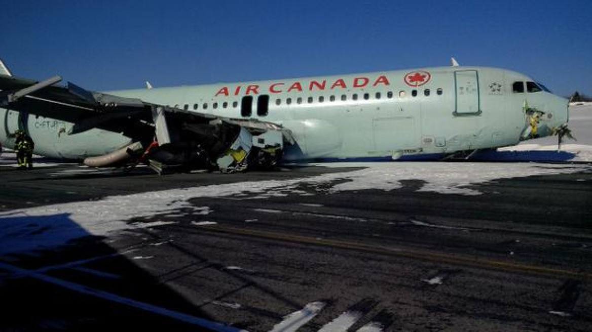 Βίντεο: Αεροπλάνο της Air Canada βγήκε εκτός διαδρόμου στο Χάλιφαξ 