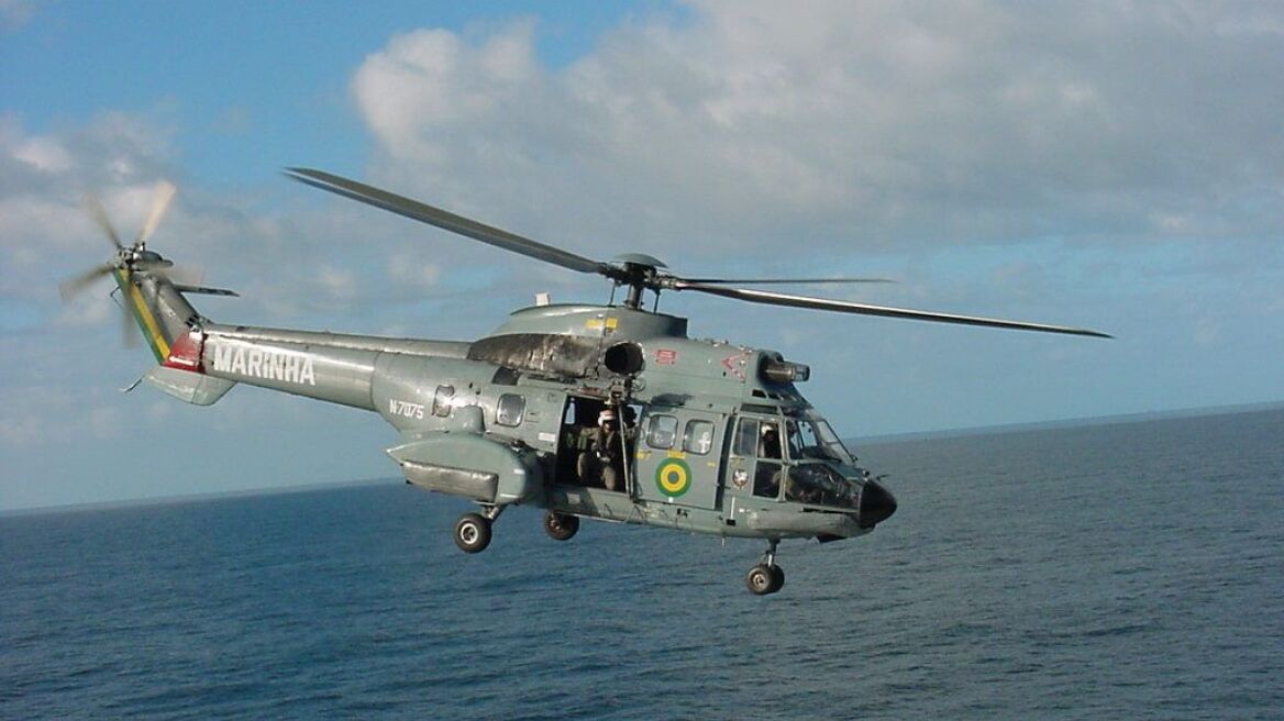 Βίντεο: Το Super Puma σώζει μετανάστρια που μόλις γέννησε δίδυμα μέσα σε βάρκα