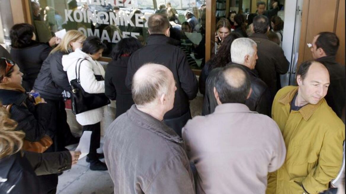 Στρατούλης: Επανέρχεται η αυτασφάλιση για τους ανέργους 55-64 ετών 