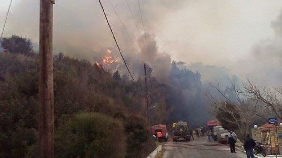 Συνελήφθη 69χρονος για τη φωτιά στη Σάμο