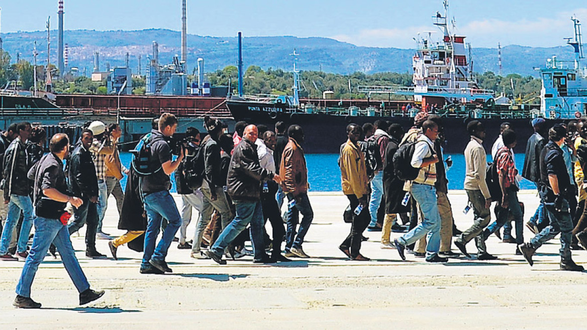 Με συμβόλαια αξίας 14.000 δολαρίων περνάνε οι παράνομοι μετανάστες στην Ελλάδα