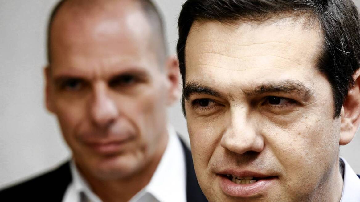 WSJ: Ήρθε η ώρα οι πολιτικοί να δώσουν τελεσίγραφο στην Ελλάδα