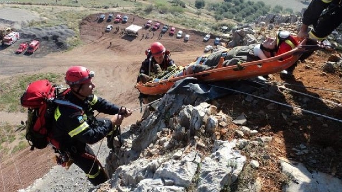 Εγκλωβίστηκε τουρίστρια στους Δελφούς - Σε εξέλιξη επιχείρηση για τη διάσωσή της