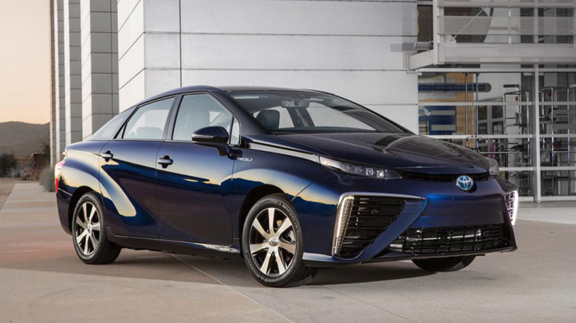 Αυτονομία 500 km για το Toyota Mirai