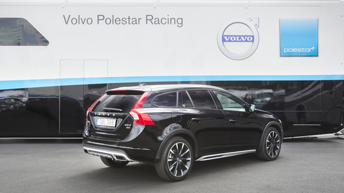 H Polestar μεταμορφώνει και το Volvo V60 CC